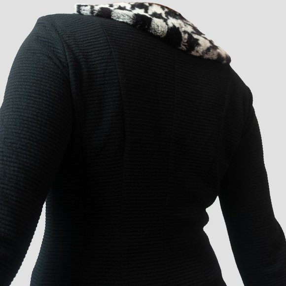 Elegant cuffed blazer - Picture 1 of 13